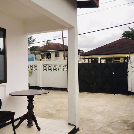 Mikocheni Home Stay Dar es Salaam Exterior foto